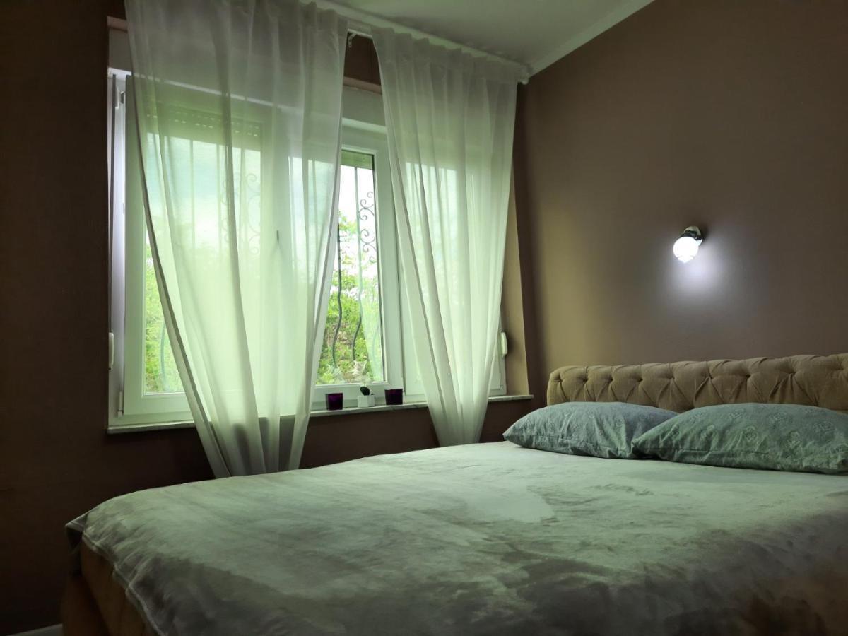 Apartman Nana Lägenhet Mostar Exteriör bild